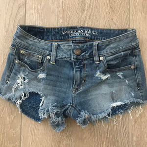 America Eagle Stretch Low Rise Denim Shorts